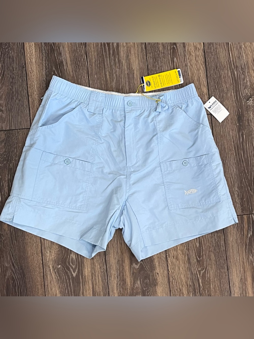 NWT AFTCO Light Blue Classic Cargo Fishing Shorts Men’s size 38